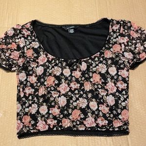 AE studio floral top